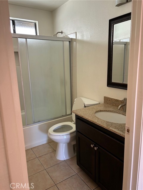 Detail Gallery Image 13 of 17 For 127 N 5th Street #a, Alhambra,  CA 91801 - 3 Beds | 2/1 Baths