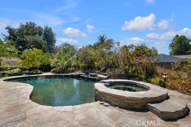 10335 Sylvia Avenue, Porter Ranch CA: https://media.crmls.org/medias/4971c570-44ac-459f-96ee-fa29a9a3fec1.jpg