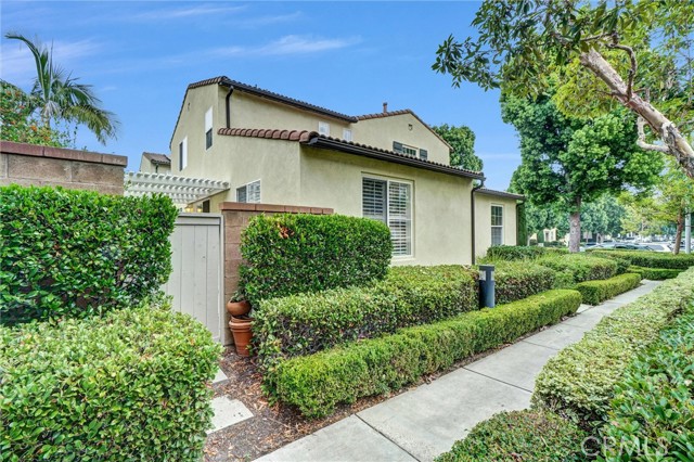 Detail Gallery Image 3 of 28 For 45 Avondale, Irvine,  CA 92602 - 4 Beds | 3 Baths