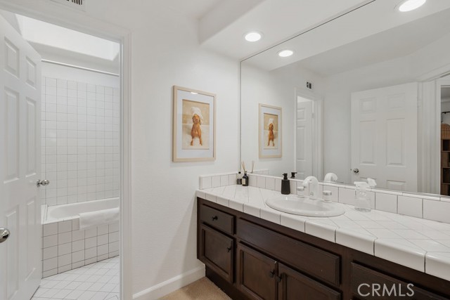 Detail Gallery Image 23 of 30 For 2682 Pala Mesa Ct, Costa Mesa,  CA 92627 - 3 Beds | 2/1 Baths