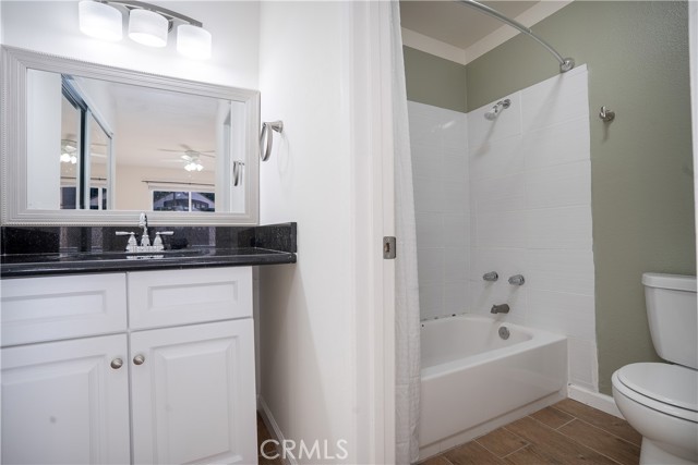 Detail Gallery Image 9 of 18 For 3114 E Avenue Q12, Palmdale,  CA 93550 - 2 Beds | 2 Baths