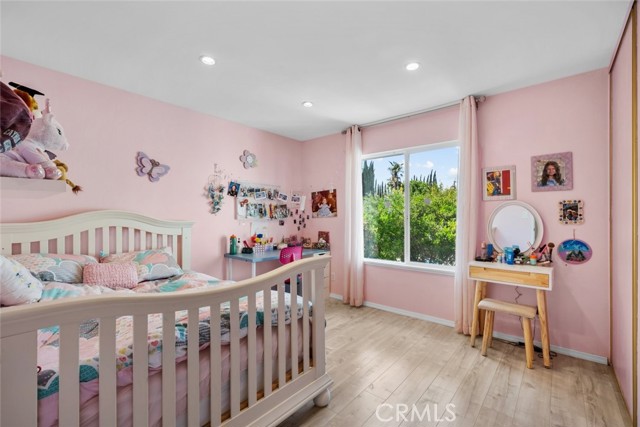 22835 Styles Street, Woodland Hills CA: https://media.crmls.org/medias/4973793c-549a-4e9d-843e-5d0d8d975990.jpg