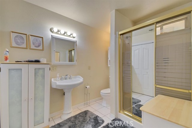 2124 Erle Road, Marysville CA: https://media.crmls.org/medias/497399d5-bb54-470e-a035-913da01f8ee6.jpg