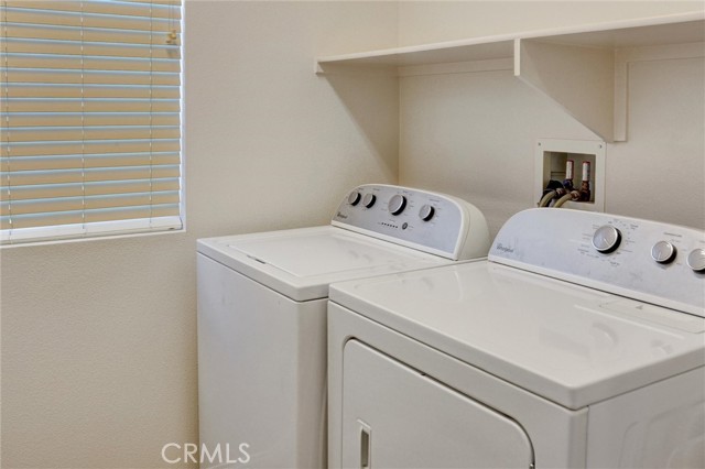 Detail Gallery Image 27 of 32 For 904 N Primrose Ln #F,  Azusa,  CA 91702 - 3 Beds | 2/1 Baths