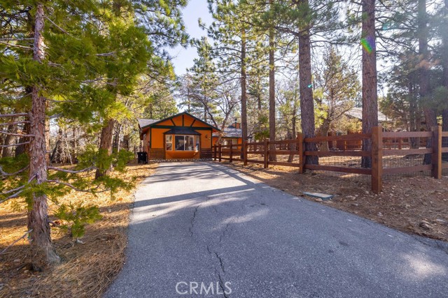 Detail Gallery Image 2 of 34 For 1750 Angels Camp Rd, Big Bear City,  CA 92314 - 3 Beds | 2 Baths