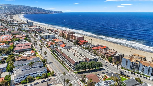 Detail Gallery Image 5 of 40 For 700 Esplanade #9,  Redondo Beach,  CA 90277 - 2 Beds | 2 Baths