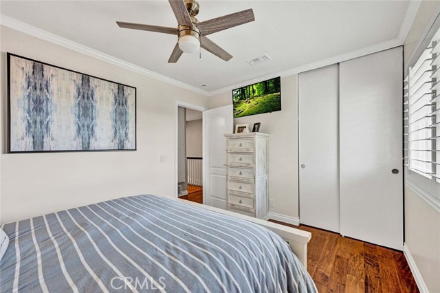 Image 49 of 60 For 20012 Mural Circle