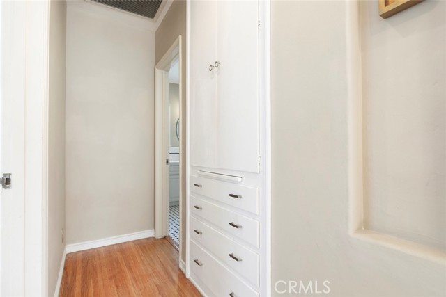 Detail Gallery Image 22 of 37 For 2737 Rustic Ln, Glendale,  CA 91208 - 1 Beds | 1 Baths