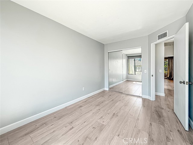 5249 Colodny, 7 photo 17