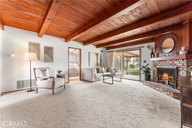8333 Calmosa Avenue, Whittier CA: https://media.crmls.org/medias/49778b87-9e08-4790-9c10-2e89c33f24b4.jpg