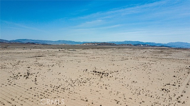 Detail Gallery Image 5 of 8 For 605 Indian Trl, Twentynine Palms,  CA 92277 - – Beds | – Baths