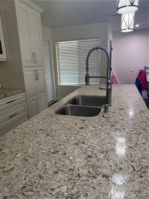 Detail Gallery Image 11 of 13 For 23010 Vought, Moreno Valley,  CA 92553 - 3 Beds | 2 Baths