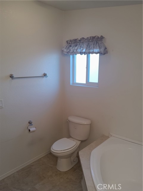 Detail Gallery Image 12 of 17 For 3050 W Ball #75,  Anaheim,  CA 92804 - 2 Beds | 2 Baths