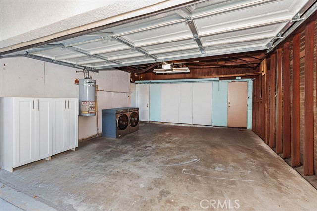 Detail Gallery Image 15 of 16 For 11377 Gaynor Ave, Granada Hills,  CA 91344 - 4 Beds | 2 Baths