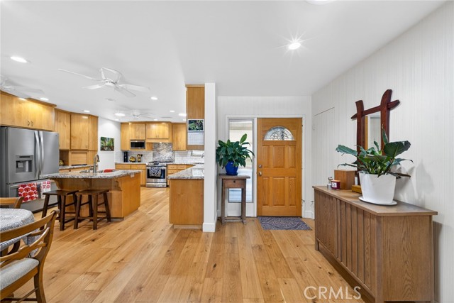 Detail Gallery Image 7 of 75 For 4872 N Arcade, Fresno,  CA 93704 - 4 Beds | 2 Baths