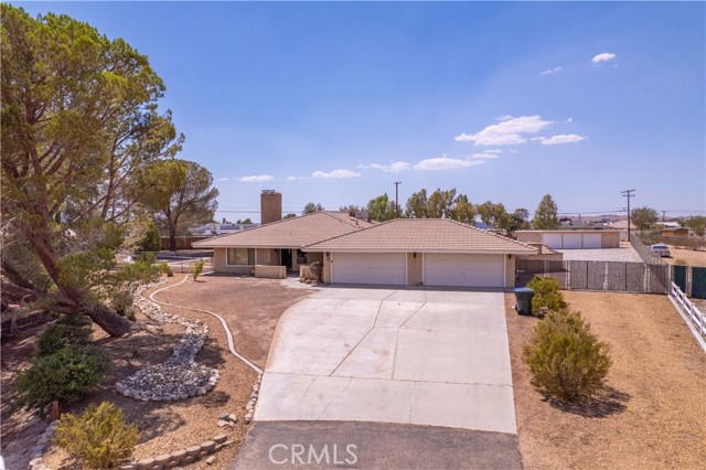 Image 3 for 15196 Kinai Rd, Apple Valley, CA 92307