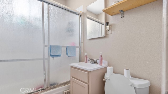 Detail Gallery Image 38 of 56 For 413 E 81st St, Los Angeles,  CA 90003 - 7 Beds | 6 Baths