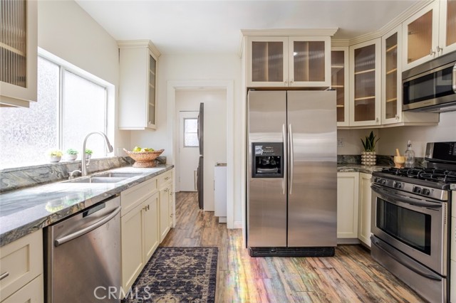 Detail Gallery Image 10 of 33 For 344 S Avenue 57, Los Angeles,  CA 90042 - 3 Beds | 2 Baths