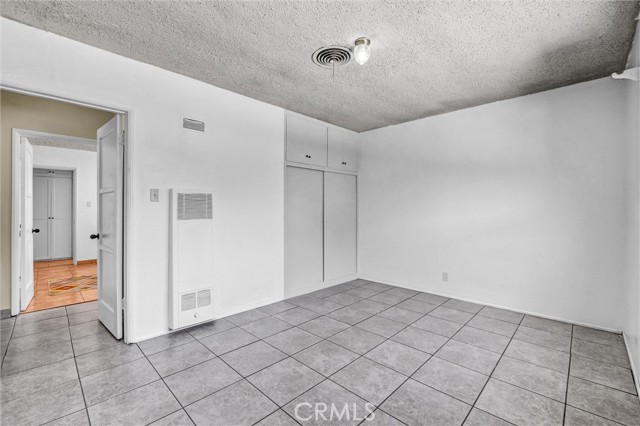 6626 Riverton Avenue photo 22