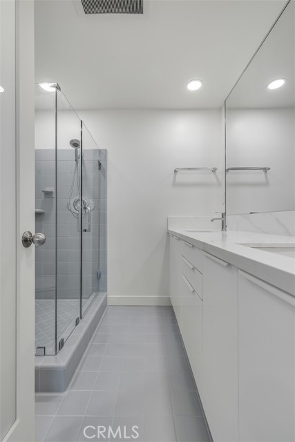 Detail Gallery Image 19 of 28 For 372 Locust, Laguna Beach,  CA 92651 - 2 Beds | 2 Baths