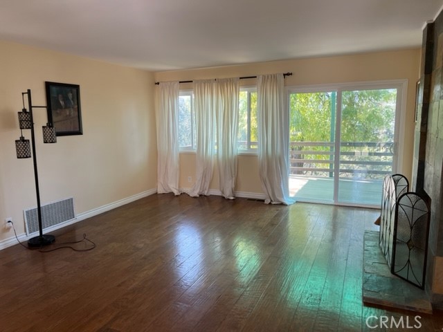 3246 Buckingham Road photo 4