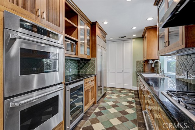 Detail Gallery Image 13 of 44 For 456 30th St, Manhattan Beach,  CA 90266 - 3 Beds | 2 Baths