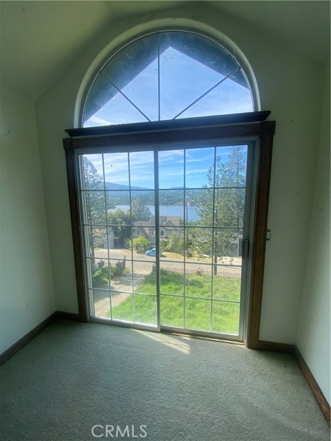 Detail Gallery Image 5 of 6 For 17396 Meadow View, Hidden Valley Lake,  CA 95467 - 4 Beds | 4 Baths