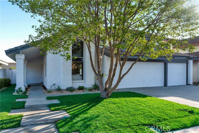Image 5 of 50 For 17837 San Rafael Street