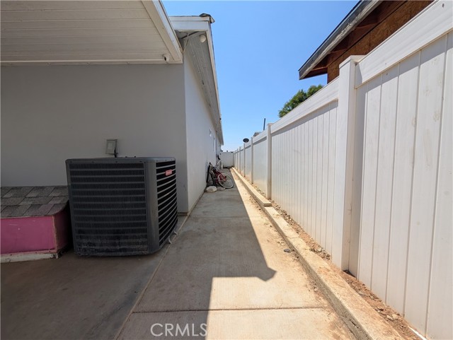 Detail Gallery Image 24 of 27 For 24116 Kernwood Dr, Moreno Valley,  CA 92557 - 4 Beds | 2 Baths