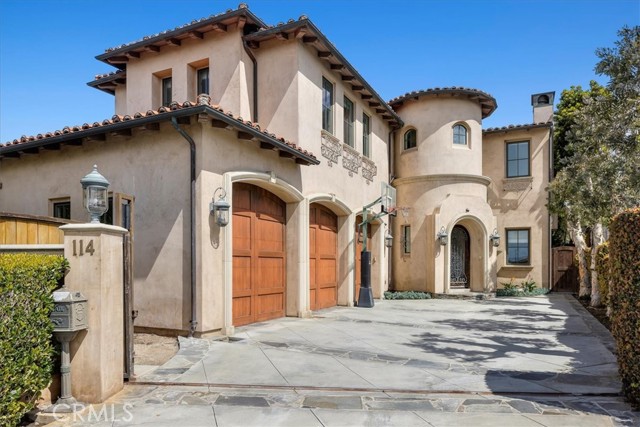 114 N Ardmore Avenue, Manhattan Beach CA: https://media.crmls.org/medias/49818ffc-346f-4e0a-9fb0-3f1f18d26d4e.jpg