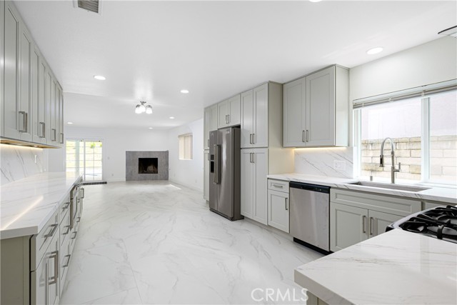 22822 Via Octavo, Mission Viejo CA: https://media.crmls.org/medias/4981ccc9-09df-4440-9029-573ef4aec487.jpg