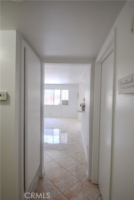 Detail Gallery Image 26 of 41 For 609 S Newhope St #C,  Santa Ana,  CA 92704 - 2 Beds | 1/1 Baths
