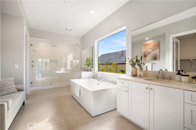 Detail Gallery Image 35 of 55 For 12043 Red Hawk Lane, Porter Ranch,  CA 91326 - 4 Beds | 4/1 Baths