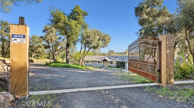 Detail Gallery Image 2 of 42 For 21 Sunflower Ln, Oroville,  CA 95966 - 3 Beds | 2 Baths
