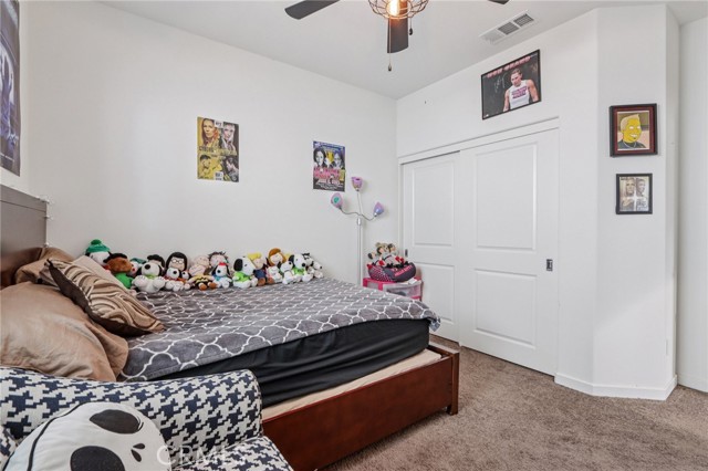 Detail Gallery Image 10 of 42 For 29118 Carrotwood, Lake Elsinore,  CA 92530 - 4 Beds | 3 Baths