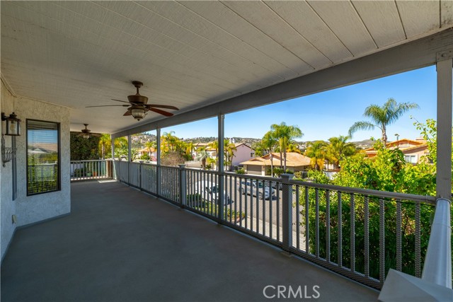 Detail Gallery Image 5 of 48 For 22081 Village Way Dr, Canyon Lake,  CA 92587 - 4 Beds | 3/1 Baths