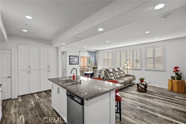Detail Gallery Image 11 of 39 For 430 Maravilla Ln, Brea,  CA 92823 - 2 Beds | 2 Baths