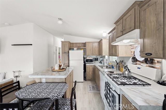 Detail Gallery Image 15 of 34 For 2727 Pacific St #114,  Highland,  CA 92346 - 3 Beds | 2 Baths