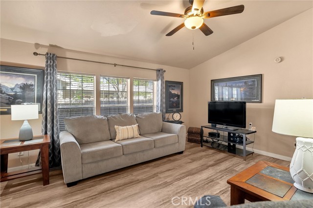 Detail Gallery Image 8 of 57 For 2050 Springfield Dr #312,  Chico,  CA 95928 - 2 Beds | 2 Baths