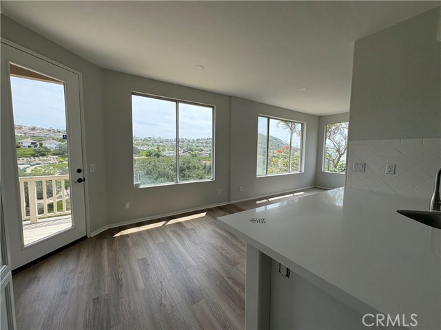 40 Silkwood, Aliso Viejo CA: https://media.crmls.org/medias/498726bb-30a7-4bbb-b822-17dd1d99f018.jpg