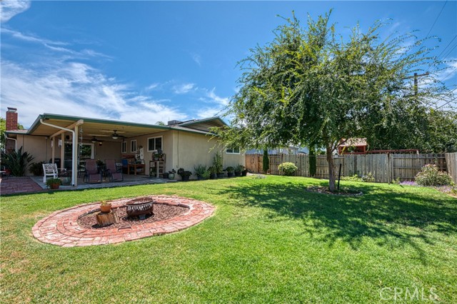 1430 W Bush Street, Lemoore CA: https://media.crmls.org/medias/4989334c-4194-4c36-a6fd-9b46b52a7422.jpg