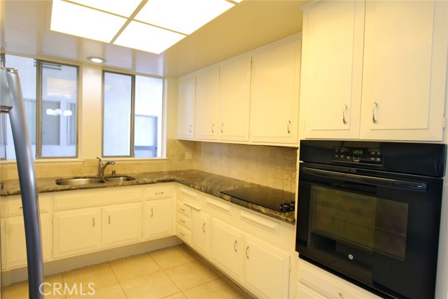 Detail Gallery Image 14 of 34 For 368 Avenida Castilla #P,  Laguna Woods,  CA 92637 - 2 Beds | 2 Baths