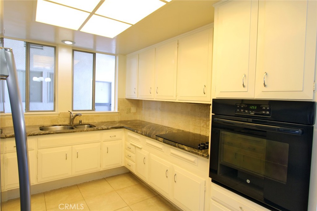 MLS #OC25265520 image #13