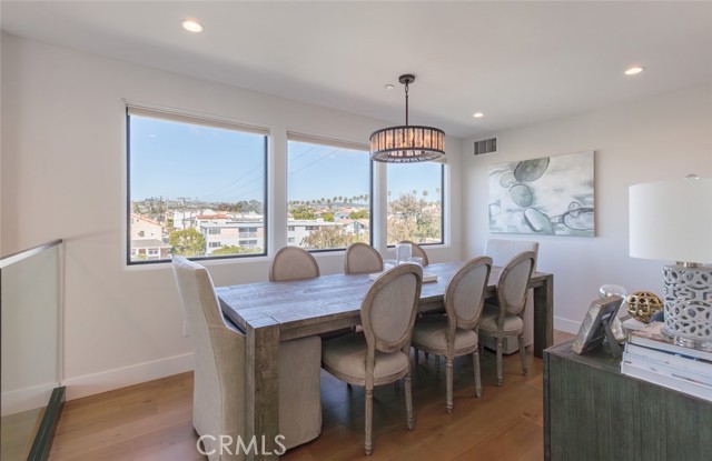 Detail Gallery Image 15 of 43 For 314 Dahlia, Corona Del Mar,  CA 92625 - 3 Beds | 3 Baths
