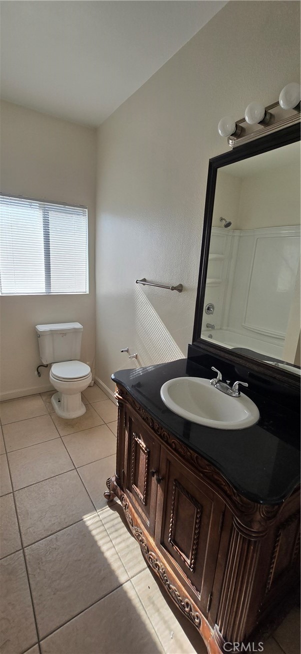 Detail Gallery Image 16 of 23 For 10815 Citrus Ave, Fontana,  CA 92337 - 4 Beds | 3 Baths