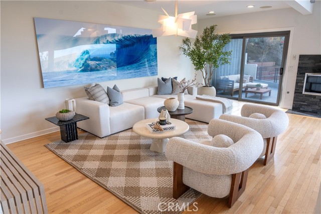 Detail Gallery Image 8 of 40 For 901 Summit Dr, Laguna Beach,  CA 92651 - 4 Beds | 3 Baths