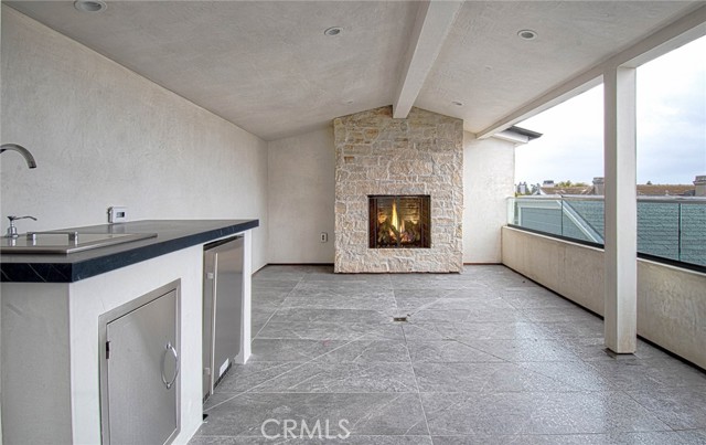 Detail Gallery Image 21 of 23 For 710 Avocado Ave a,  Corona Del Mar,  CA 92625 - 3 Beds | 3/1 Baths