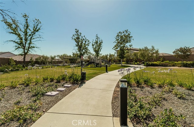 4254 Oak Knoll Road, Madera CA: https://media.crmls.org/medias/498d60a7-0ae8-470f-8dd2-9b48160775fb.jpg