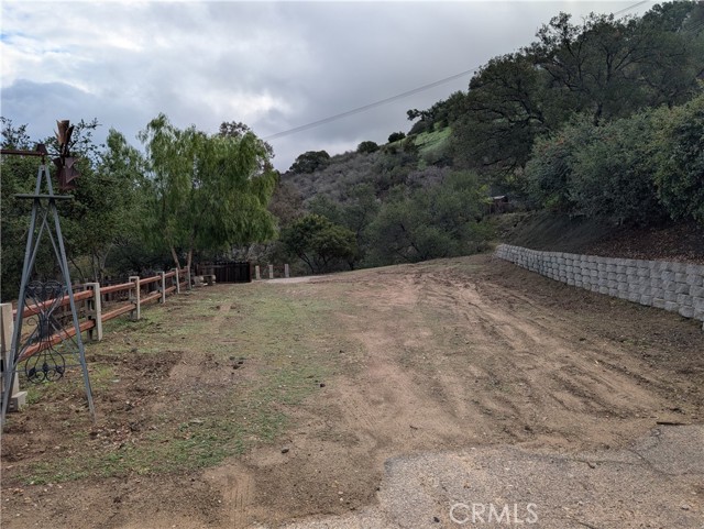 Detail Gallery Image 2 of 17 For 1087 Loma Ln, Simi Valley,  CA 93063 - – Beds | – Baths