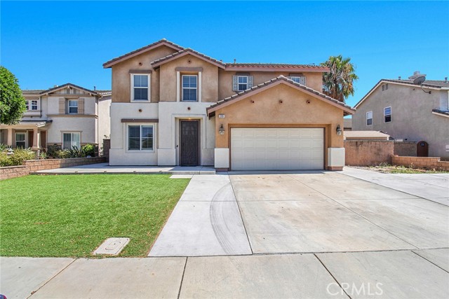 Detail Gallery Image 1 of 35 For 12851 Oakdale St, Corona,  CA 92880 - 4 Beds | 2/1 Baths